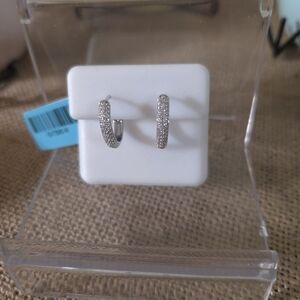 NWT 925 Sterling Silver .39 CTW Moissanite Hoop Earrings